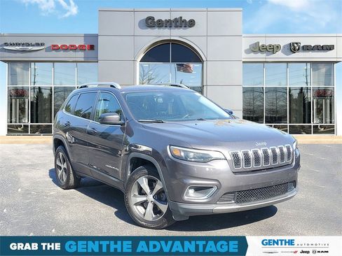 Used 2019 Jeep Cherokee Limited image 1