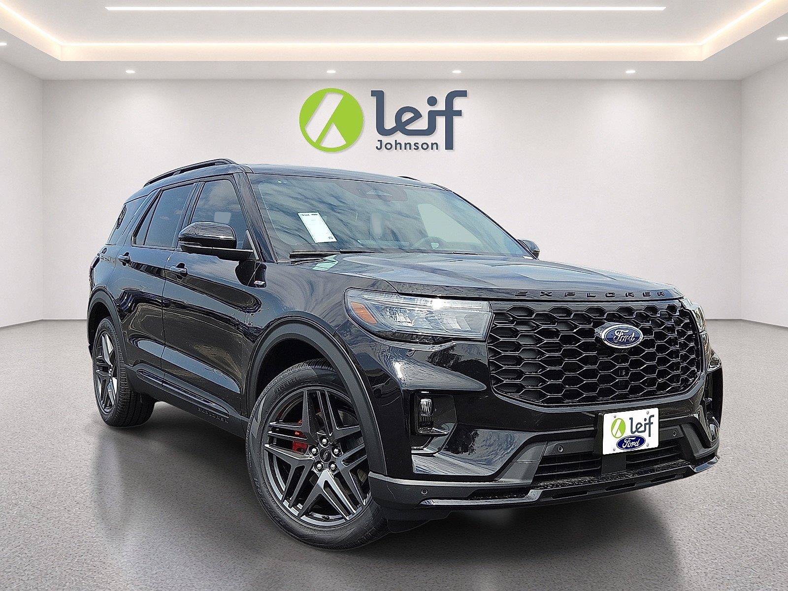 New 2026 Ford Explorer ST-Line w/ ST-Line Street Pack RWD image 1