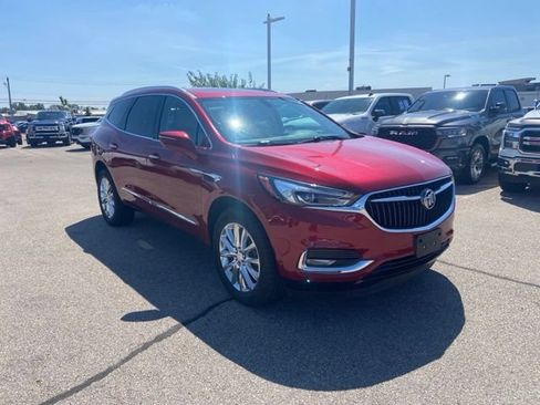Used 2019 Buick Enclave Essence w/ Trailering Package, 5000 lbs. FWD image 2