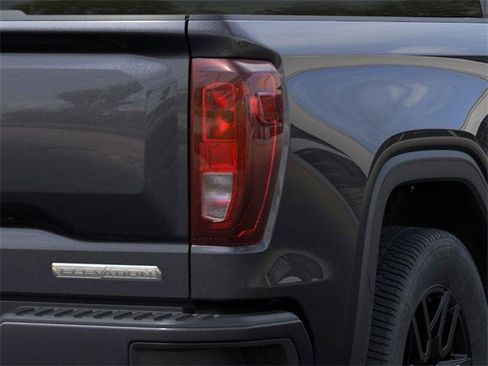 New 2026 GMC Sierra 1500 Elevation image 11