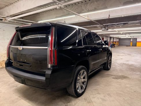Used 2015 Cadillac Escalade Premium AWD/4WD image 5