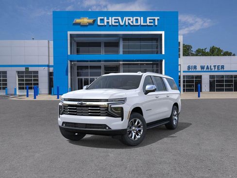New 2026 Chevrolet Suburban Premier image 8
