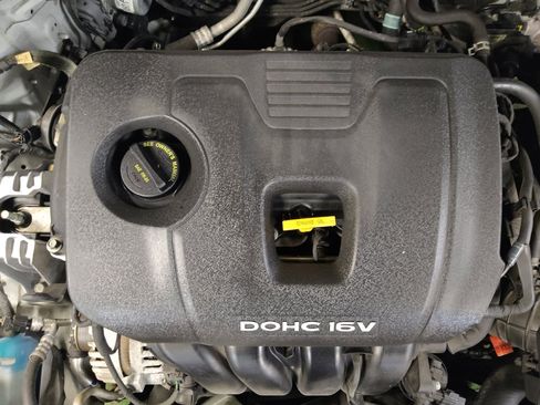 Used 2018 Hyundai Elantra Limited image 30