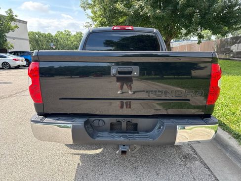 Used 2019 Toyota Tundra SR5 w/ SR5 Upgrade Package RWD image 6