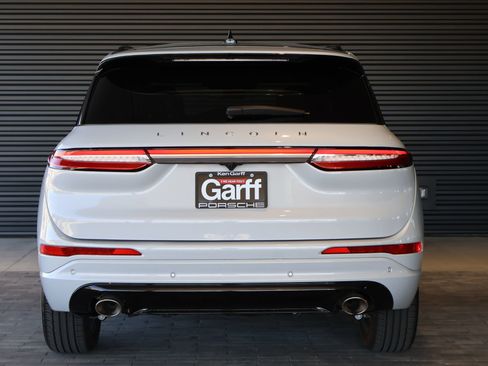 Used 2025 Lincoln Corsair Grand Touring image 6