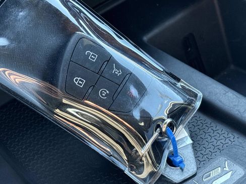 Certified 2025 GMC Acadia Elevation image 35