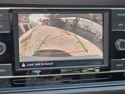 Certified 2023 Volkswagen Jetta S image 18