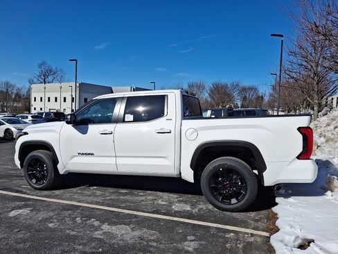 New 2026 Toyota Tundra SR5 image 3