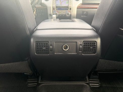Used 2017 Toyota Tundra Limited w/ Limited Premium Package image 30