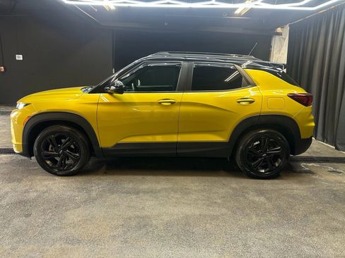 Used 2023 Chevrolet TrailBlazer RS w/ Sun and Liftgate Package image 4