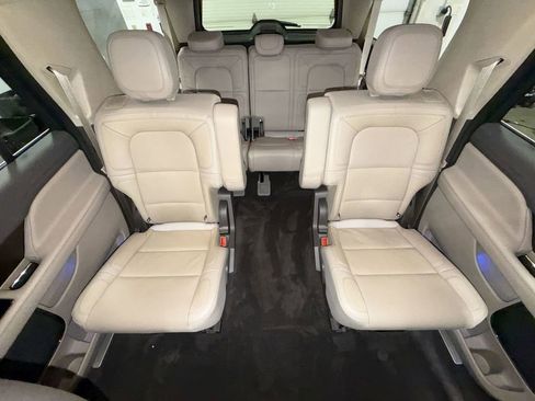 Certified 2023 Lincoln Navigator L Reserve image 26