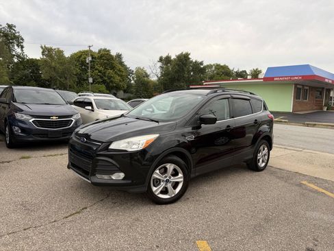 Used 2013 Ford Escape SE AWD/4WD image 2