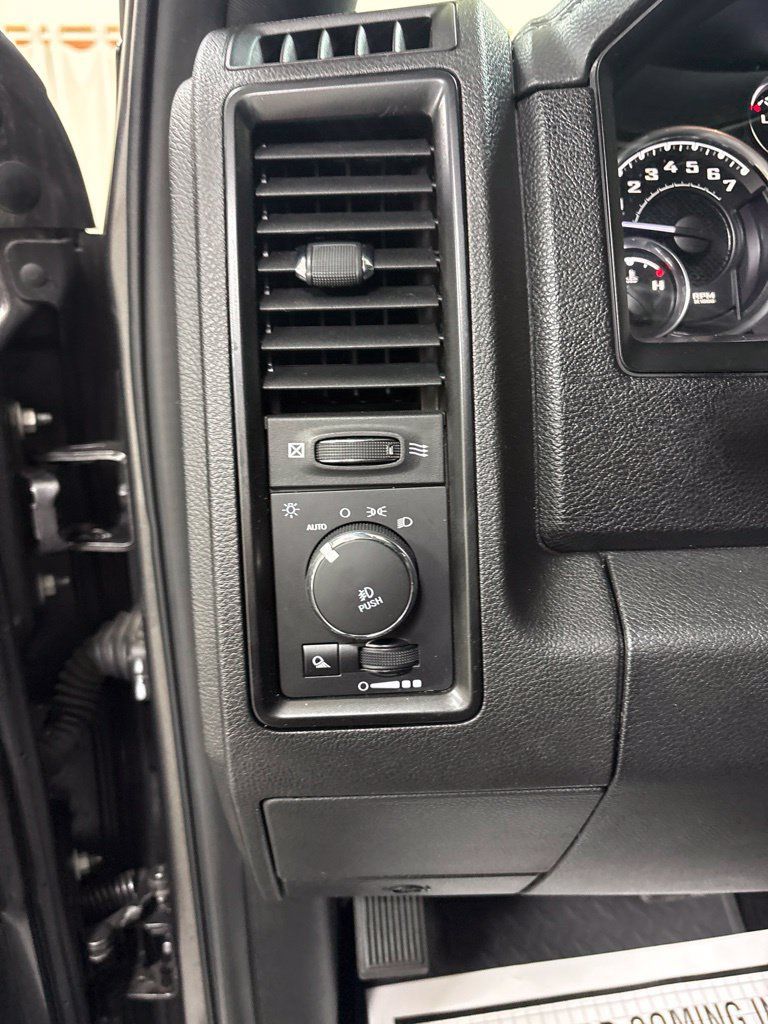 Used 2018 RAM 1500 Rebel w/ Luxury Group AWD/4WD image 11