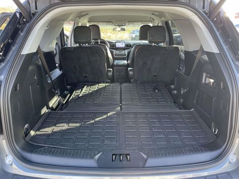 Used 2023 Ford Explorer XLT w/ Equipment Group 202A image 30