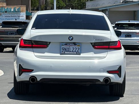 Used 2022 BMW 330i Sedan w/ Premium Package image 4