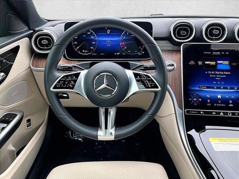 Used 2025 Mercedes-Benz C 300 Sedan image 7