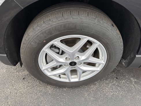 Used 2024 Ford Edge SEL w/ Convenience Package image 19