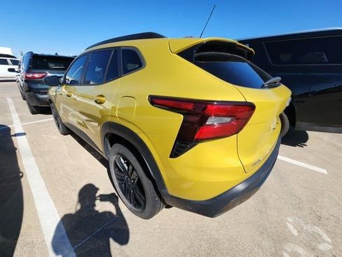 Used 2024 Chevrolet Trax ACTIV w/ Driver Confidence Package image 6