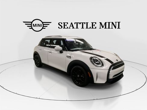 Certified 2023 MINI Cooper 4-Door Hardtop FWD image 2