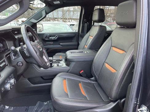 Used 2022 GMC Sierra 1500 AT4 w/ AT4 Premium Package image 24