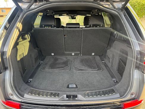 Used 2021 Land Rover Discovery Sport SE R-Dynamic image 21