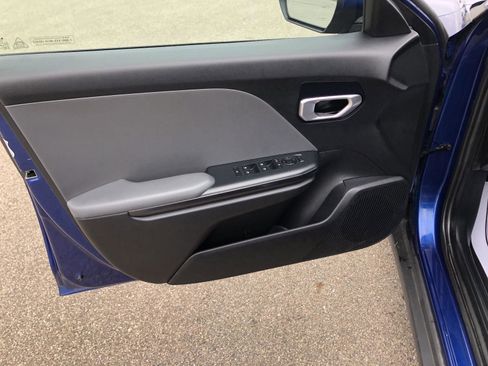 Used 2025 Kia K4 FWD image 19