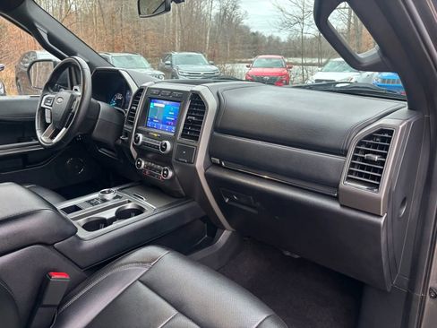 Used 2021 Ford Expedition XLT image 36