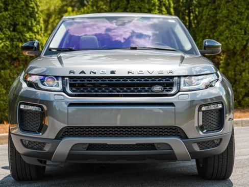 Used 2018 Land Rover Range Rover Evoque SE Premium AWD/4WD image 9