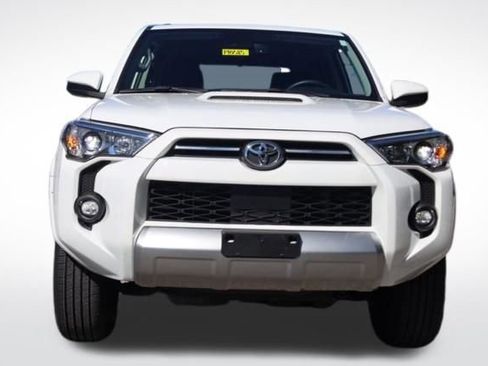 Used 2024 Toyota 4Runner TRD Off-Road image 3