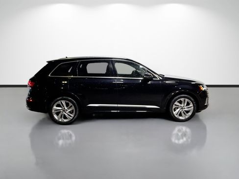 Used 2021 Audi Q7 3.0T Prestige image 2