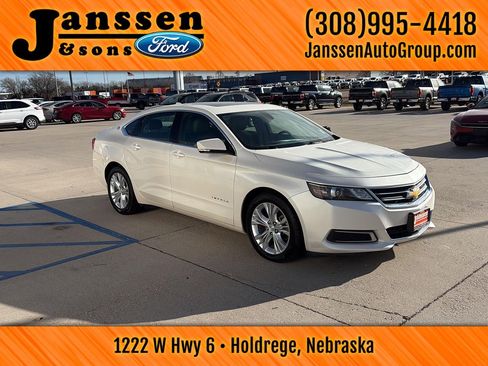 Used 2014 Chevrolet Impala LT w/ Convenience Package image 4