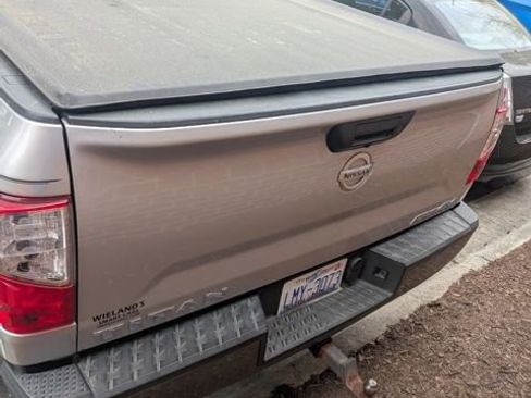 Used 2017 Nissan Titan PRO-4X image 35