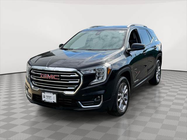 Used 2023 GMC Terrain SLT AWD/4WD image 3