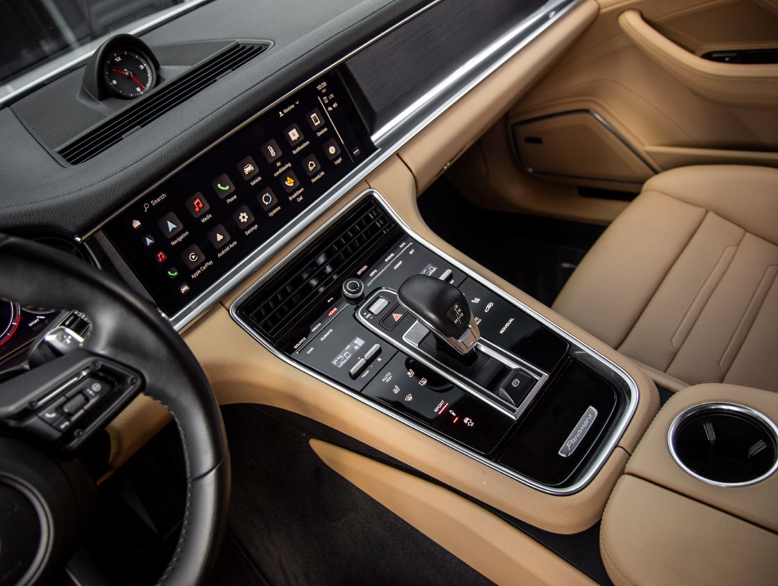 Certified 2023 Porsche Panamera Platinum Edition RWD image 32