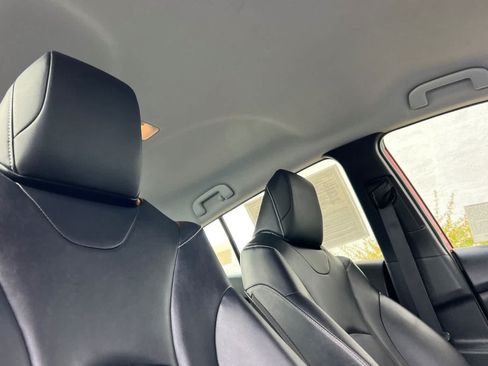 Certified 2022 Toyota Prius Prime Limited FWD image 17