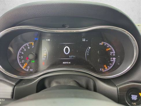 Used 2020 Jeep Grand Cherokee Limited AWD/4WD image 9