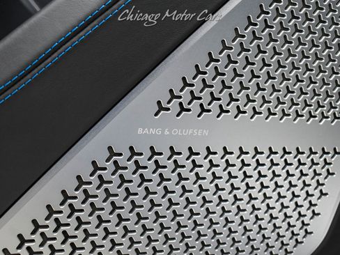 Used 2022 Lamborghini Urus image 34