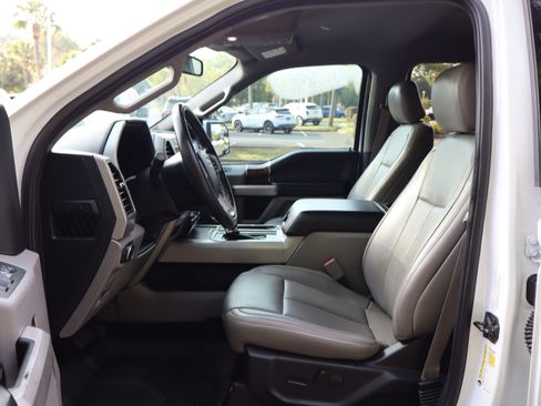 Used 2019 Ford F150 Lariat AWD/4WD image 25
