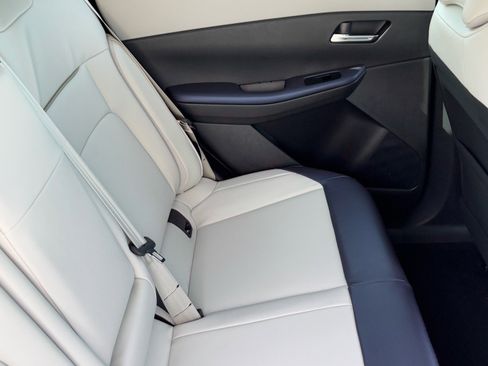 New 2026 Nissan Leaf SV+ image 13