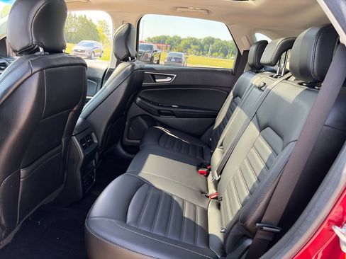 Used 2019 Ford Edge SEL w/ Equipment Group 201A AWD/4WD image 27