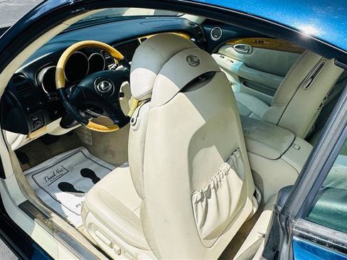 Used 2004 Lexus SC 430 Convertible image 15