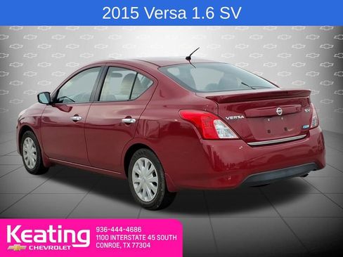 Used 2015 Nissan Versa SV FWD image 2