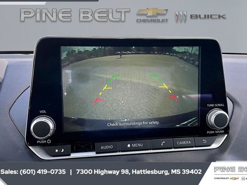 Used 2024 Nissan Sentra SV FWD image 15