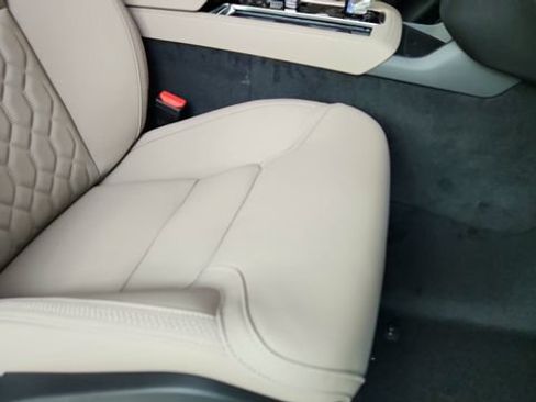 Used 2027 Volvo XC90 B6 Plus AWD/4WD image 40