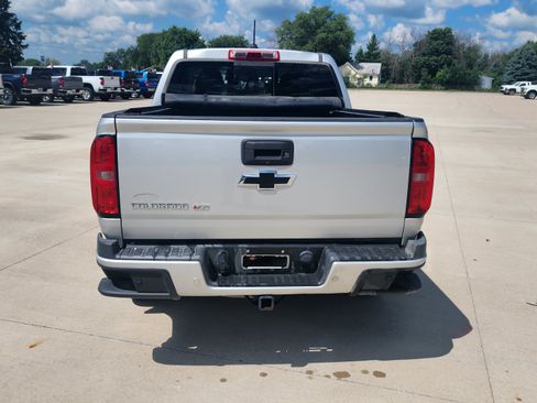 Used 2019 Chevrolet Colorado Z71 AWD/4WD image 5