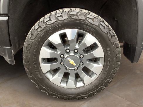 Used 2022 Chevrolet Silverado 2500 Custom w/ Gooseneck/5TH Wheel Package image 32