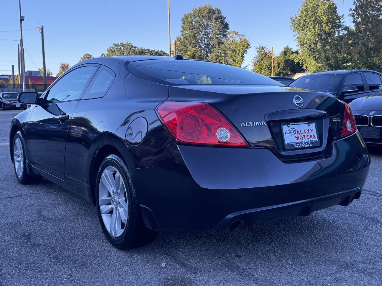 Used 2010 Nissan Altima 2.5 S w/ Premium Pkg FWD image 3