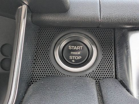 Used 2018 Land Rover Range Rover Sport HSE image 27