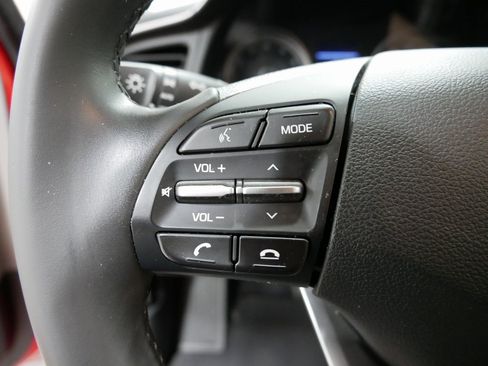 Used 2020 Hyundai Elantra Value Edition image 23