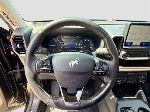 Used 2023 Ford Bronco Sport Outer Banks w/ Tech Package image 11